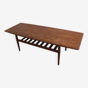 danish couchtable by Grete Jalkfor Glostrup