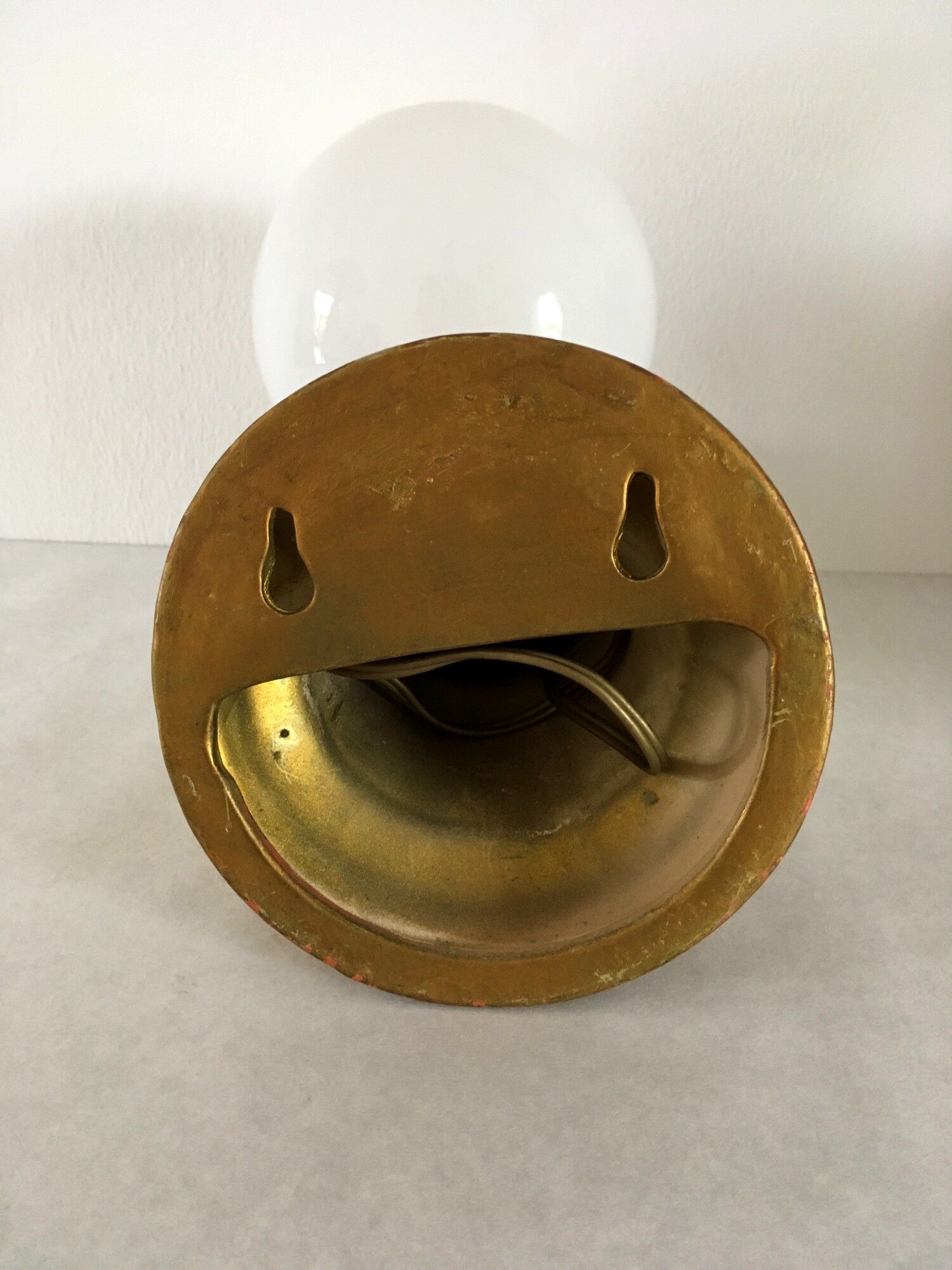 Vintage hand lamp in ceramic and opaline 70s
