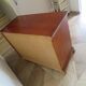 Elégante commode  en merisier – 3 tiroirs –Années 80