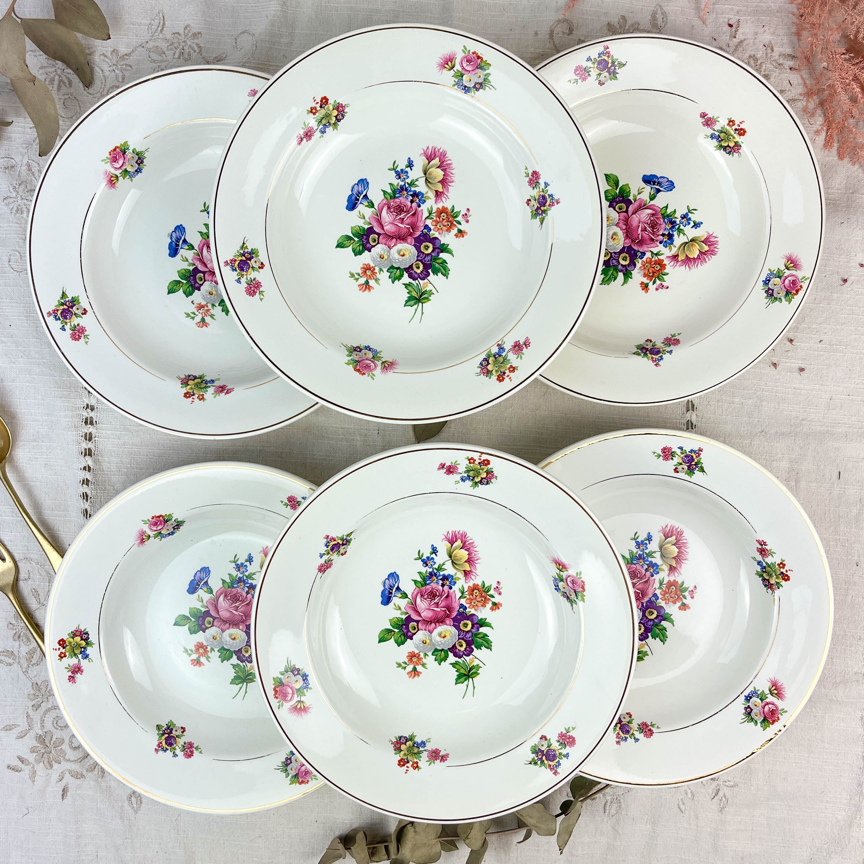 6 hollow plates iron earth salins model "anny" floral pattern