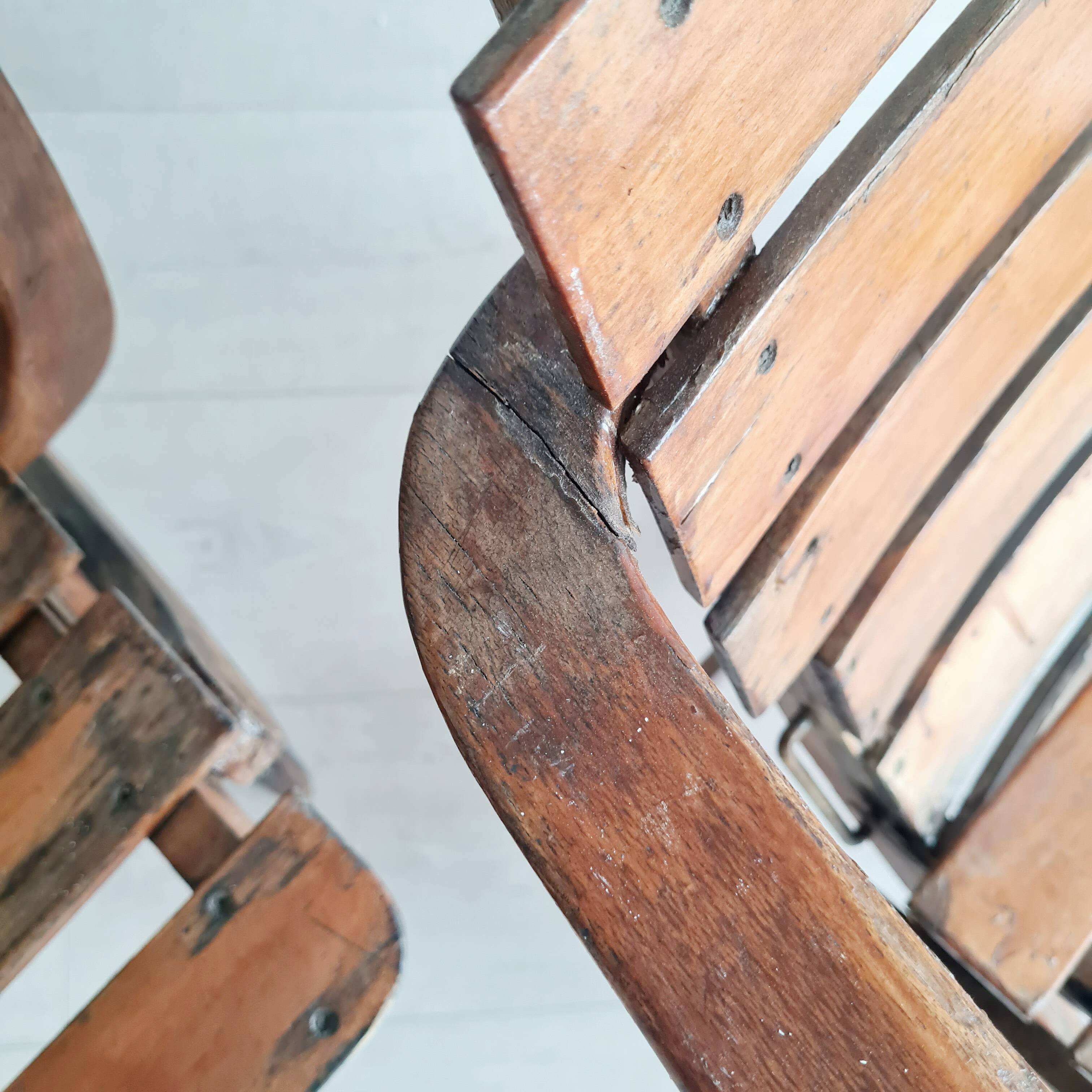 Pair of antique wooden deckchairs - Clairitex antique armchairs