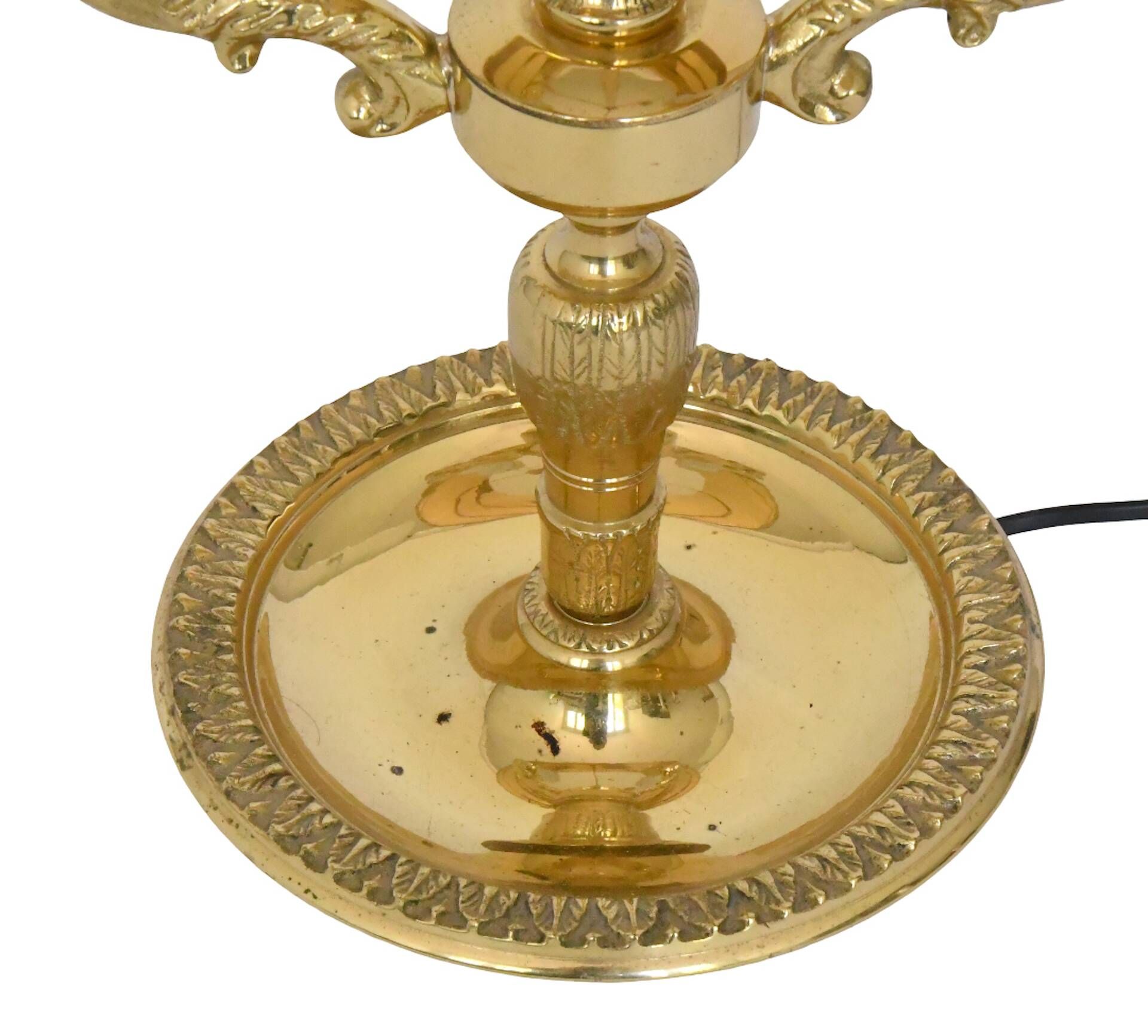 Bouillotte lamp in Louis XVI style