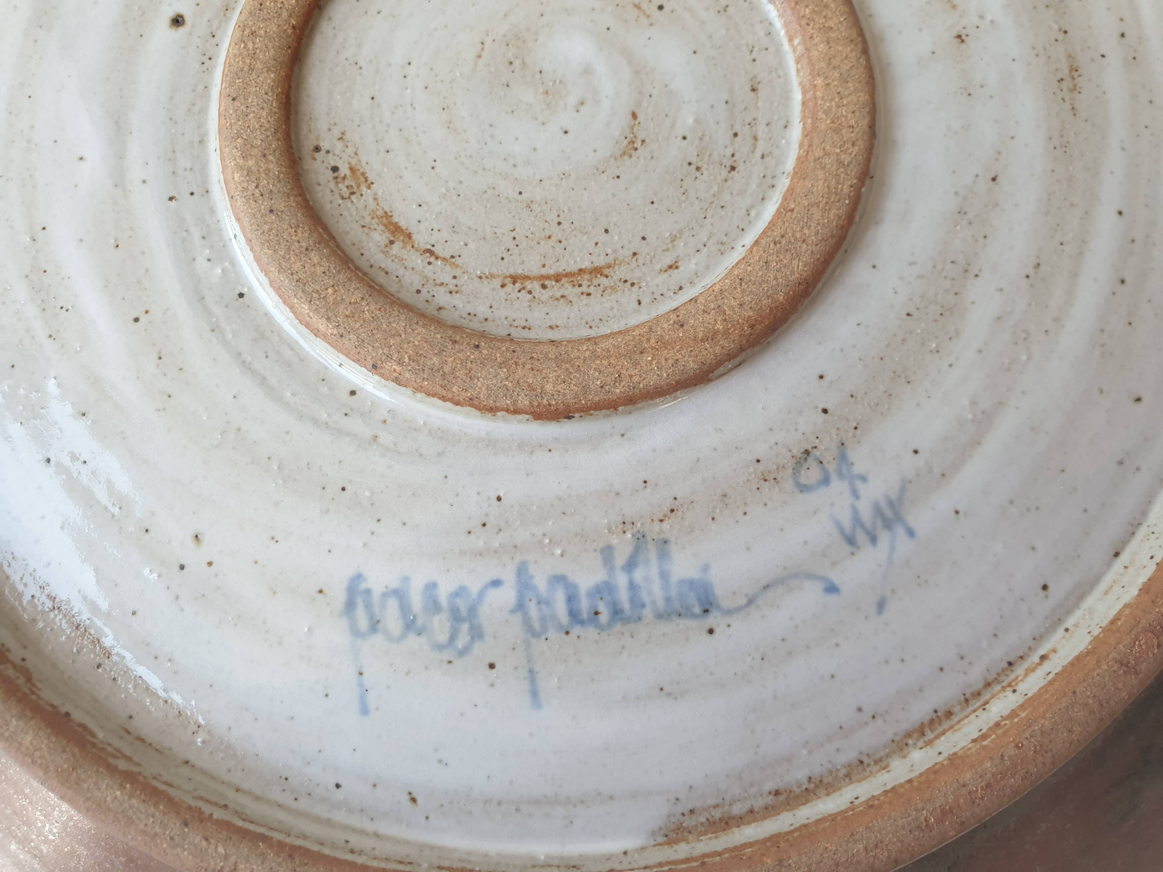 Très belle assiette en céramique Signée Paco Padilla