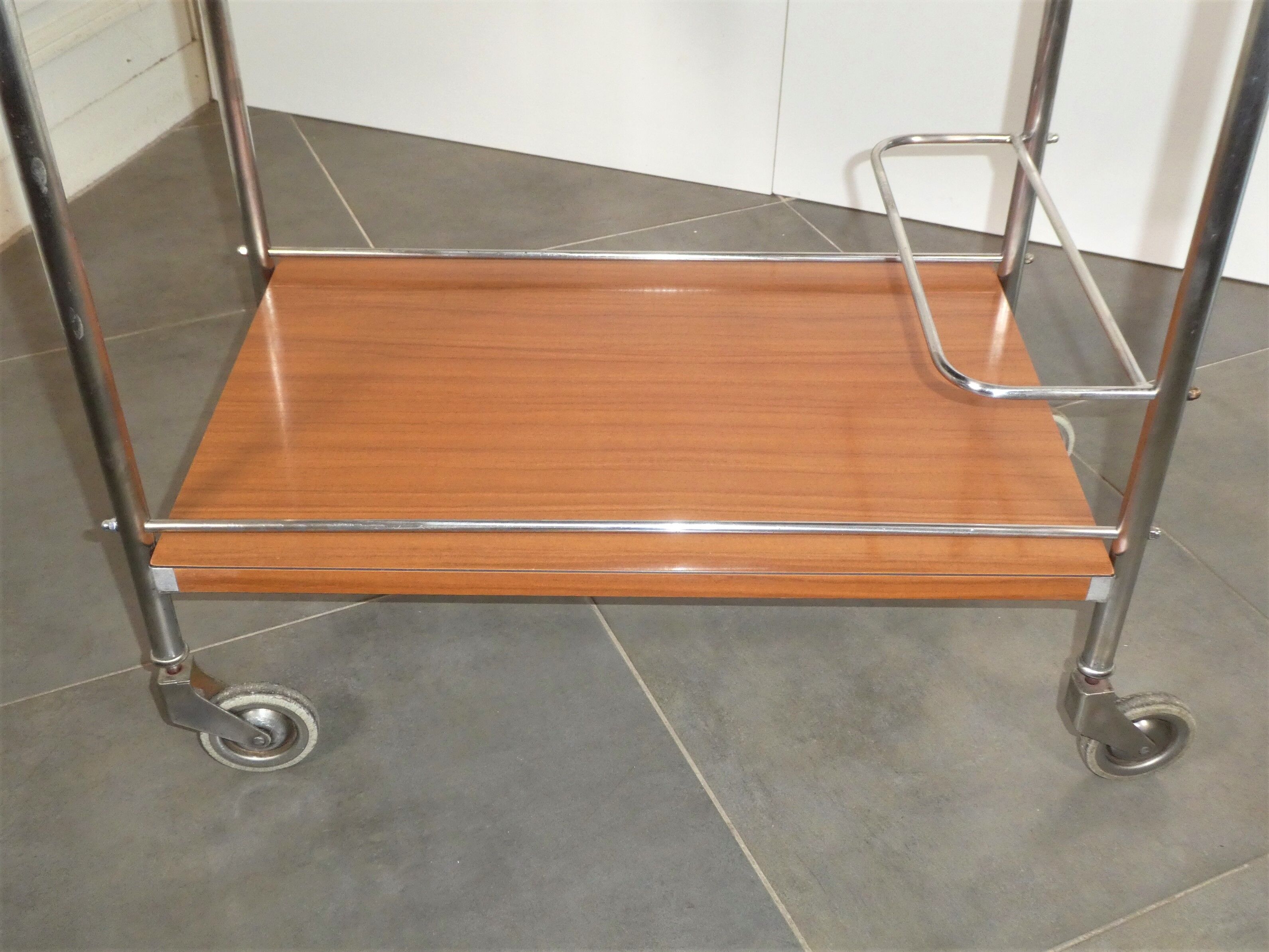 Desserte vintage