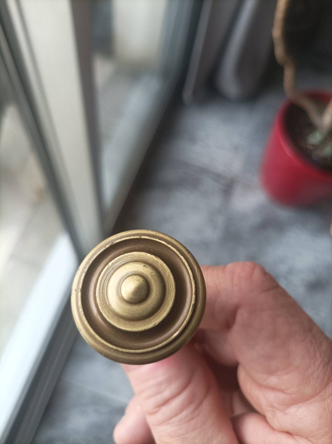 Antique brass drawer knob