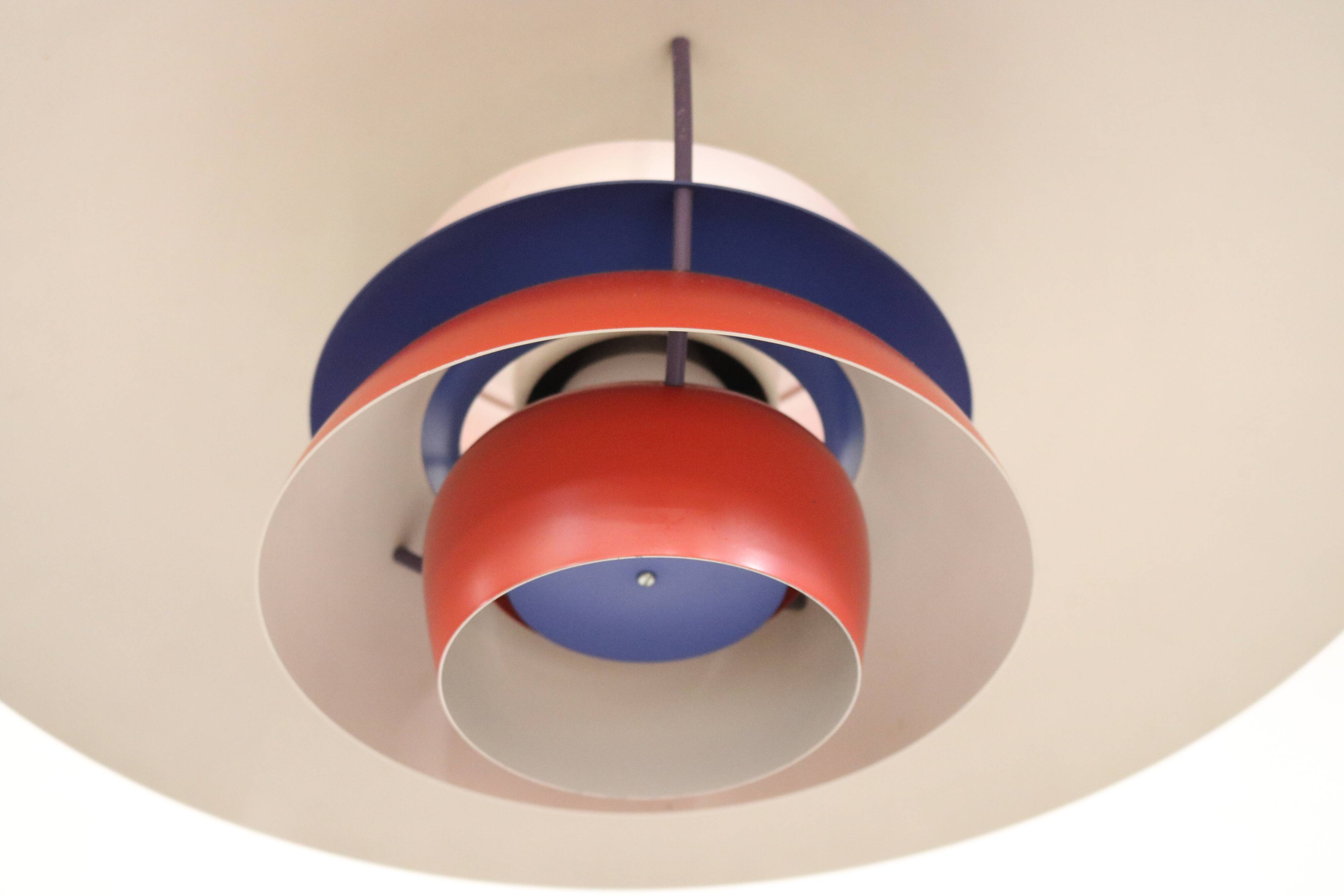 The genuine Danish item - PH5 pendant - original red colour - Louis Poulsen -