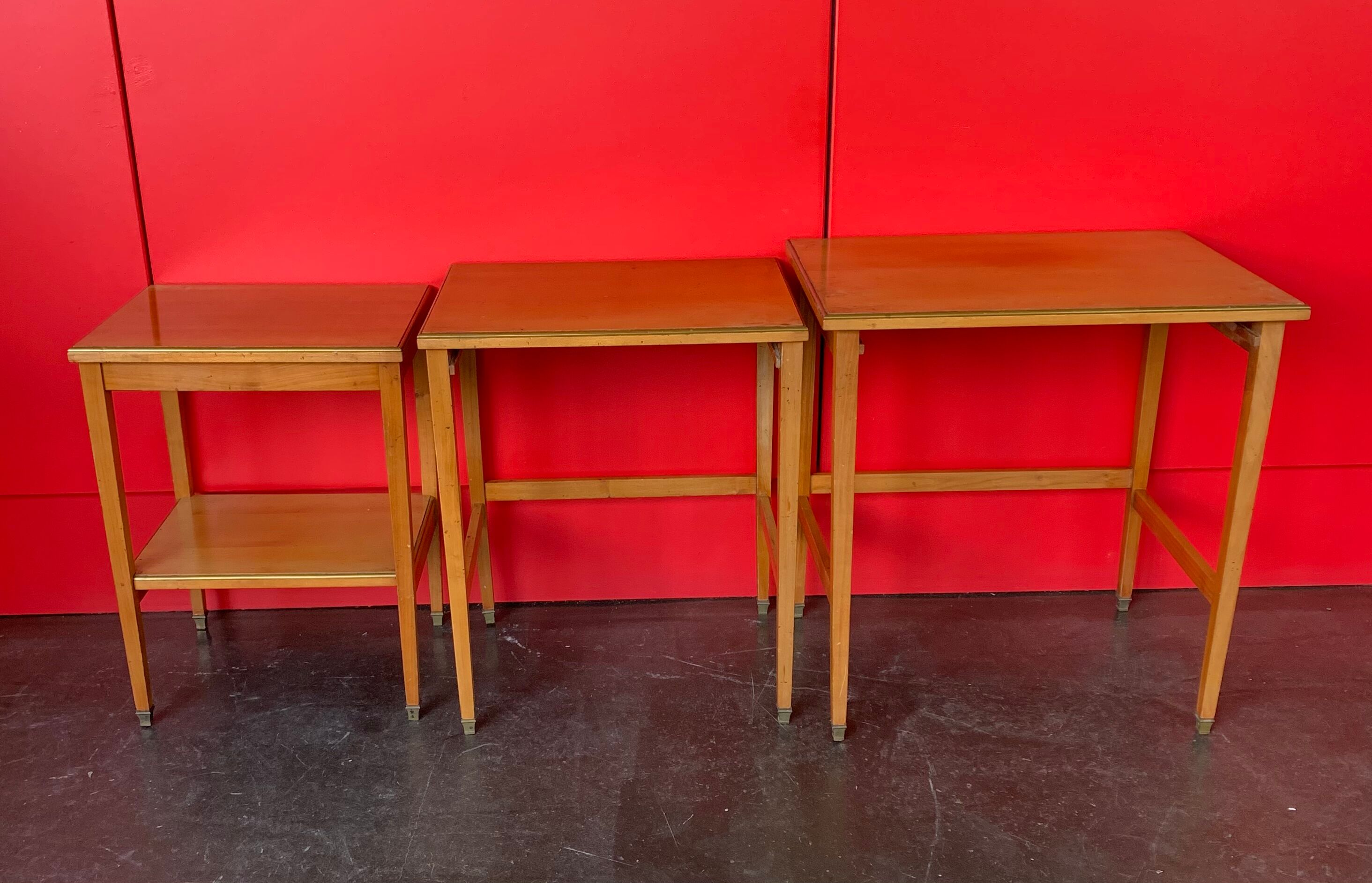 Tables gigognes board style