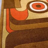 Tapis vintage de l'ère spatiale fabriqué par Latex Studio