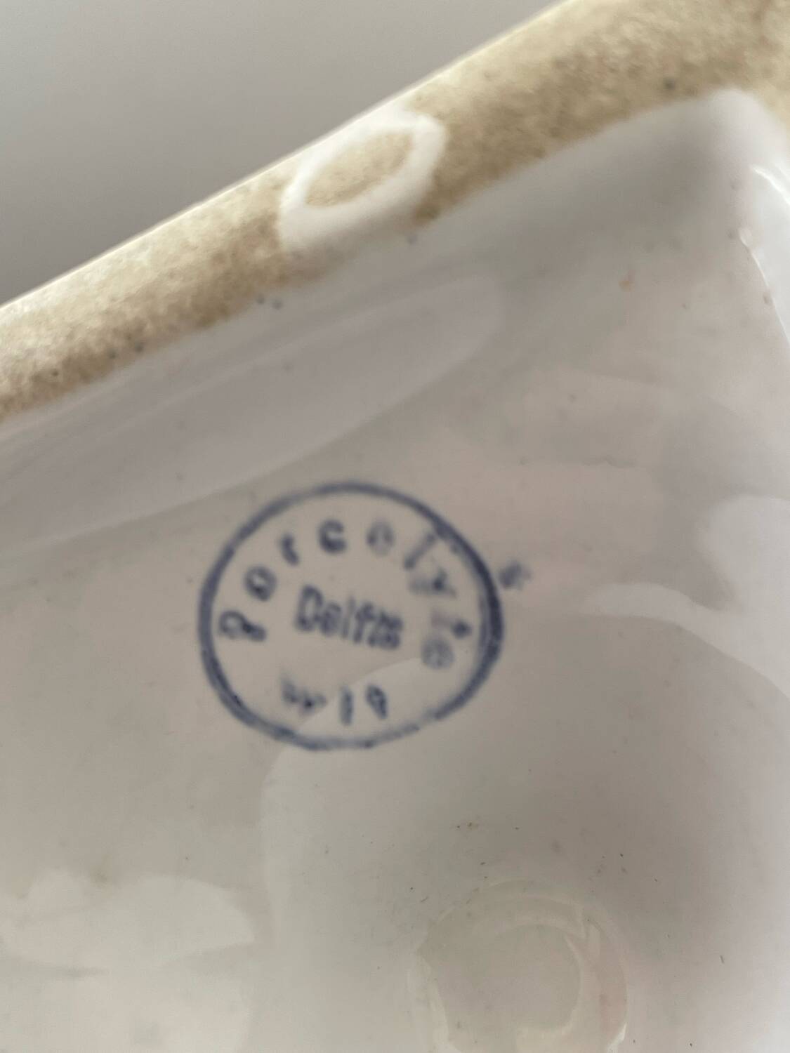 Porcelain Medici vase