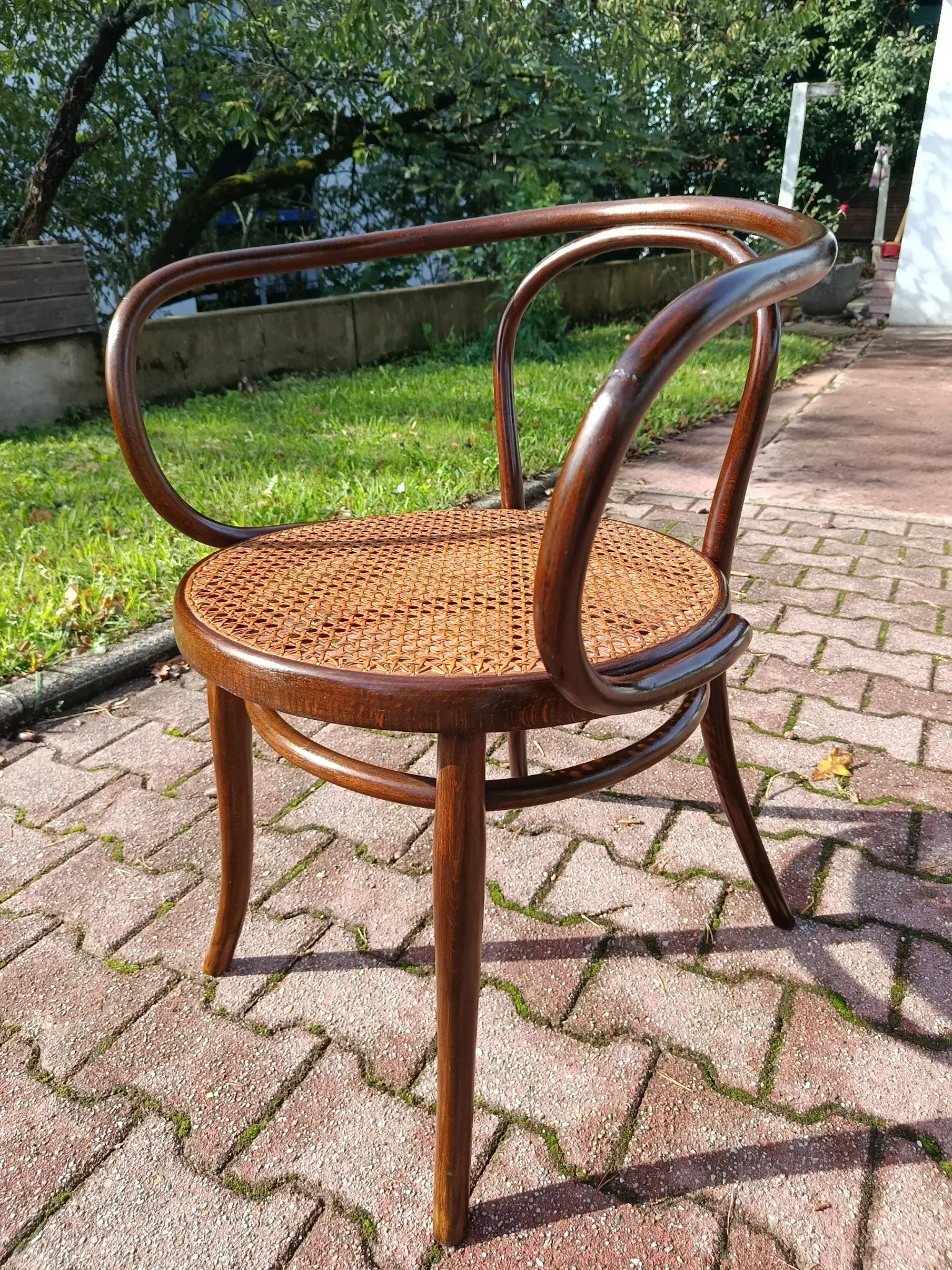 Thonet armchair 209 "Le Corbusier"