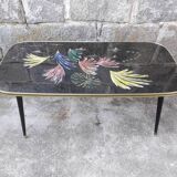 Vintage coffee table spindle legs