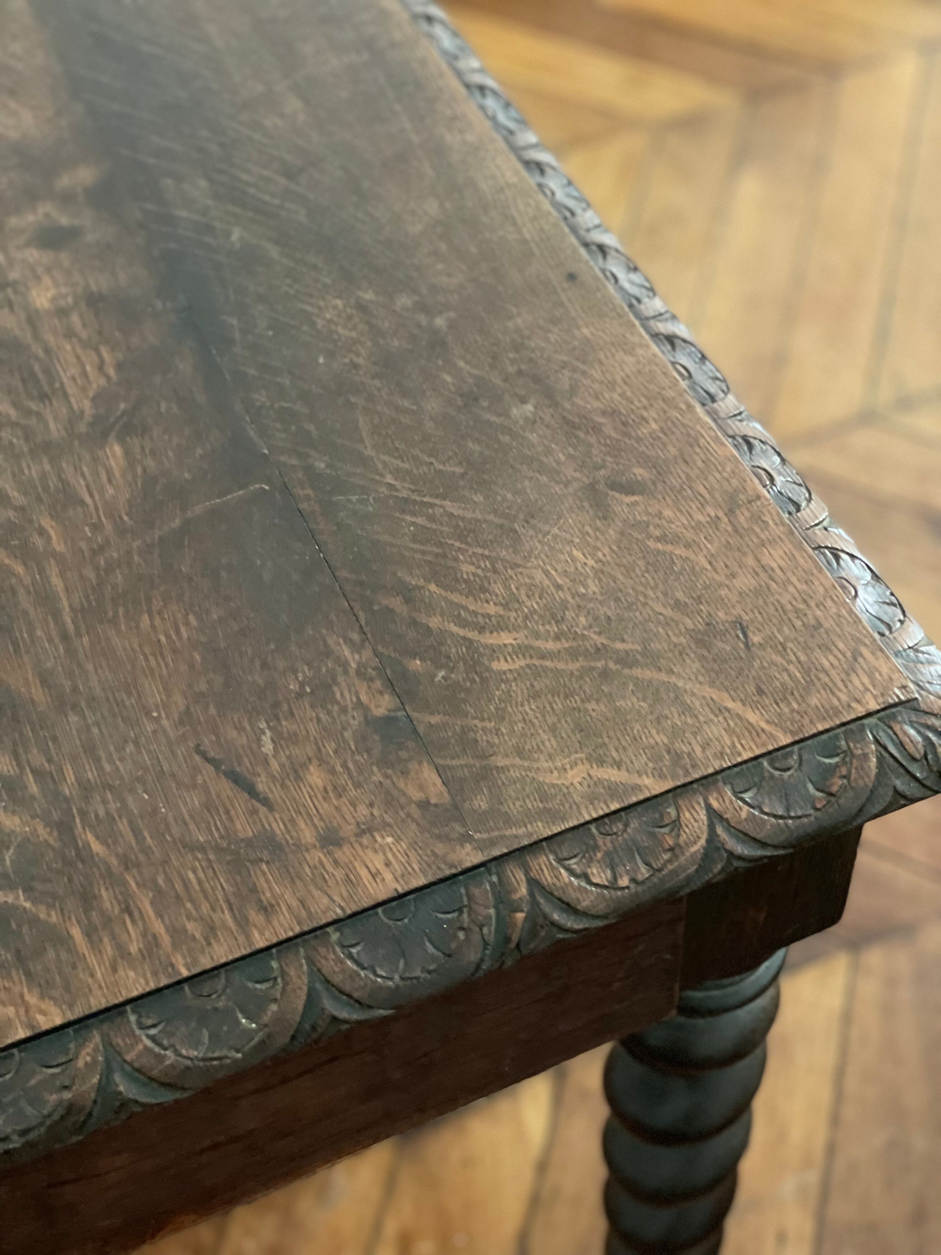 Old farm dining table Louis XIII turned wood