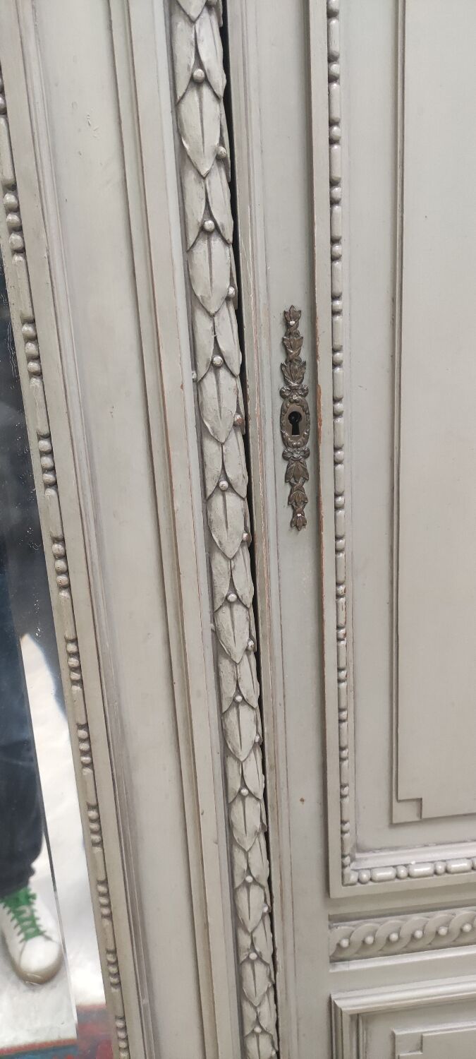 Wardrobe 3 doors, 3 drawers Louis XVI style patinated