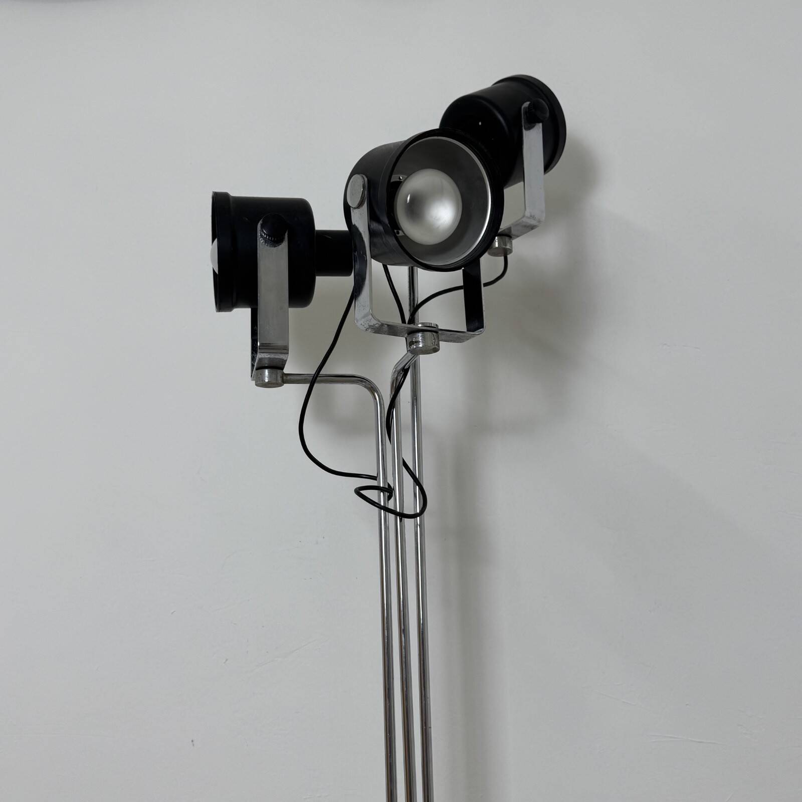 Floor Lamp Lights Milan Model P433 Brusasco and Torretta Design 1970s