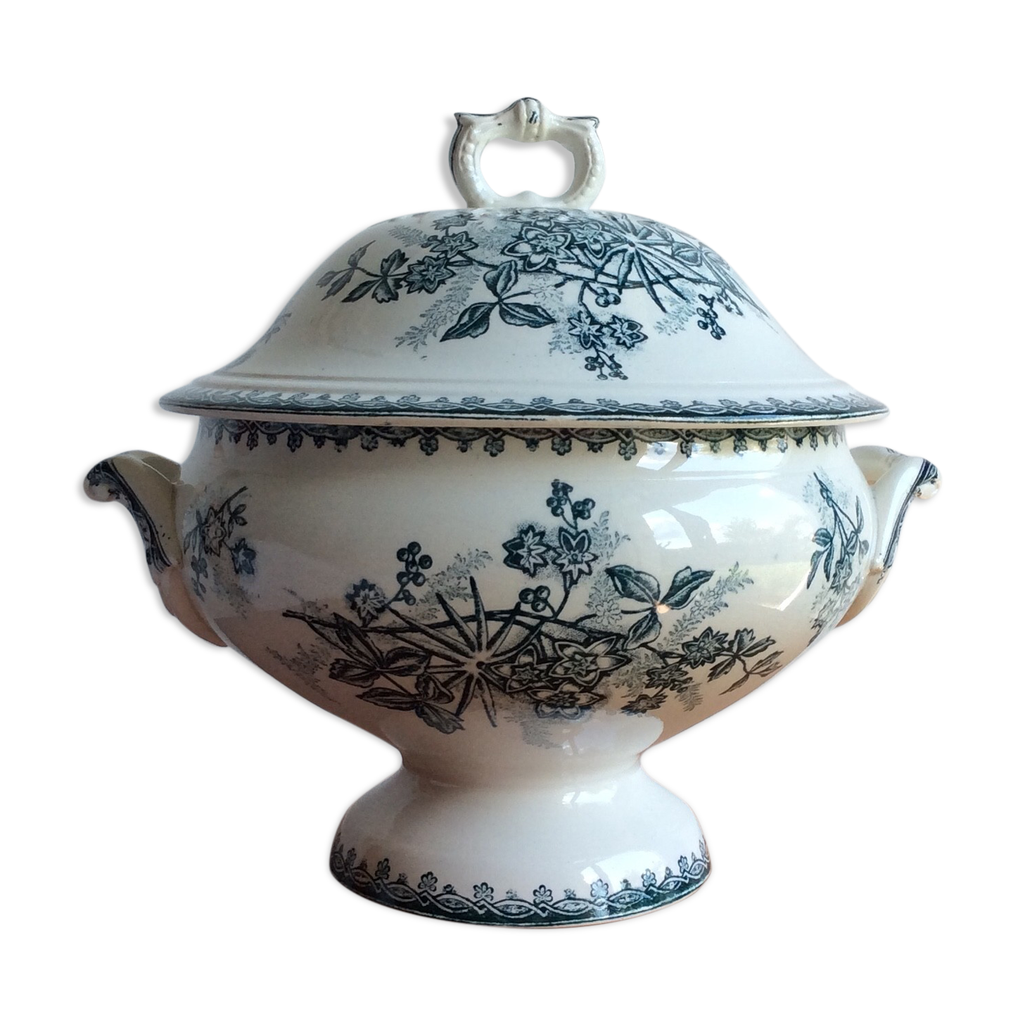Old vegetable soup kitchen Iron earth Amandinoise Model Margot - nineteenth century