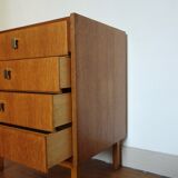 The 1950s oak chest of drawers