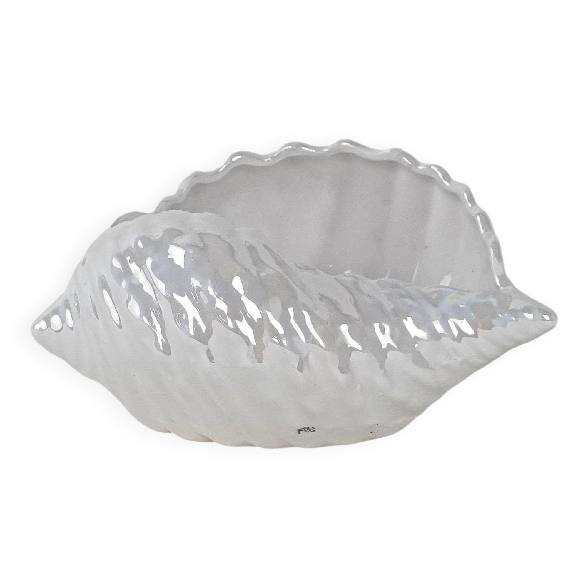 Decorative porcelain seashell, Italian design, 1970s, production: Italy