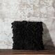 Coussin berbère noir en laine 40x40