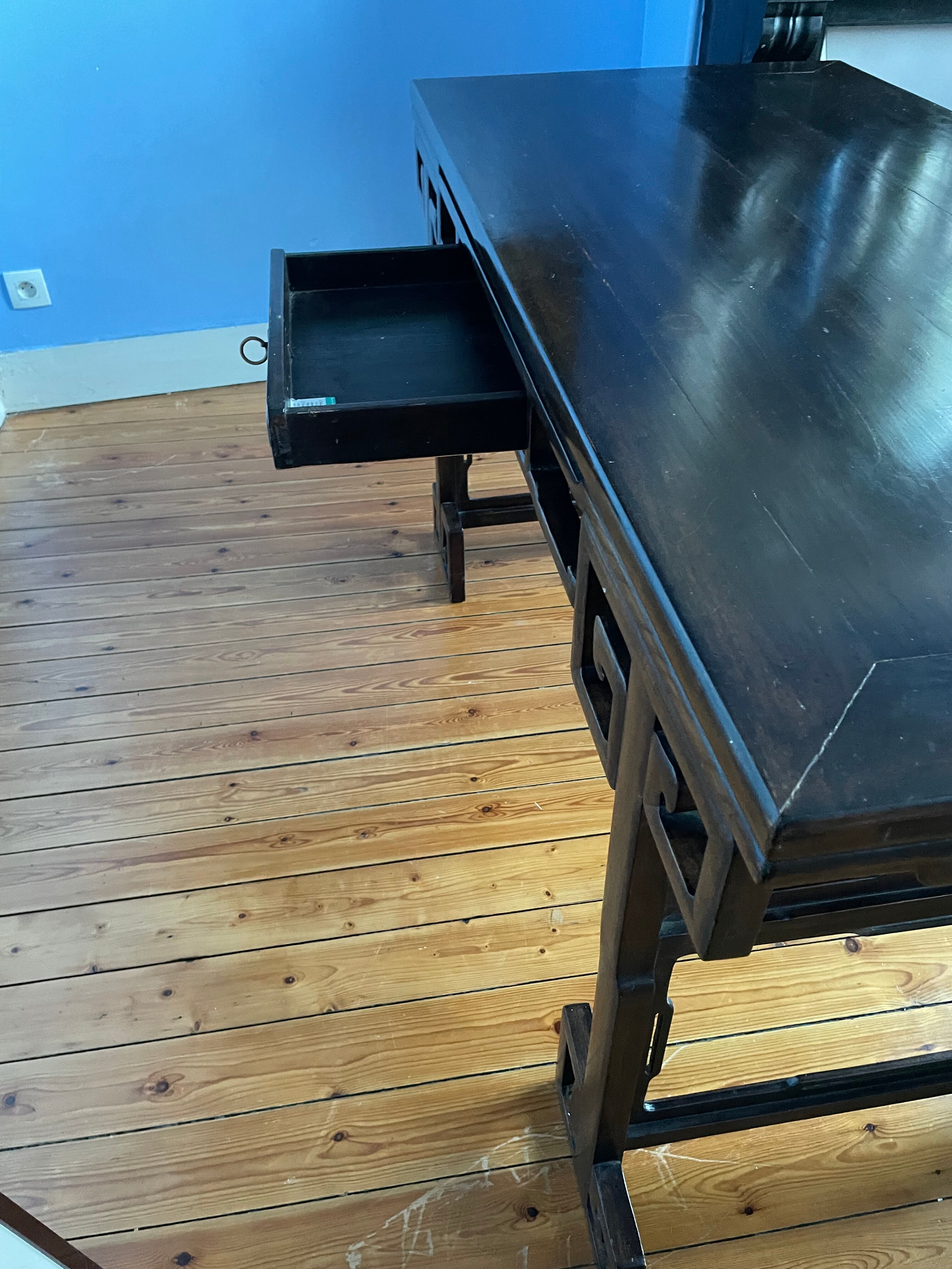China desk