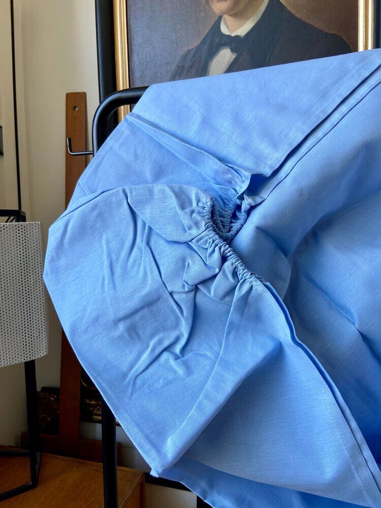 Sky blue half-breed cover 140 x 190 cm