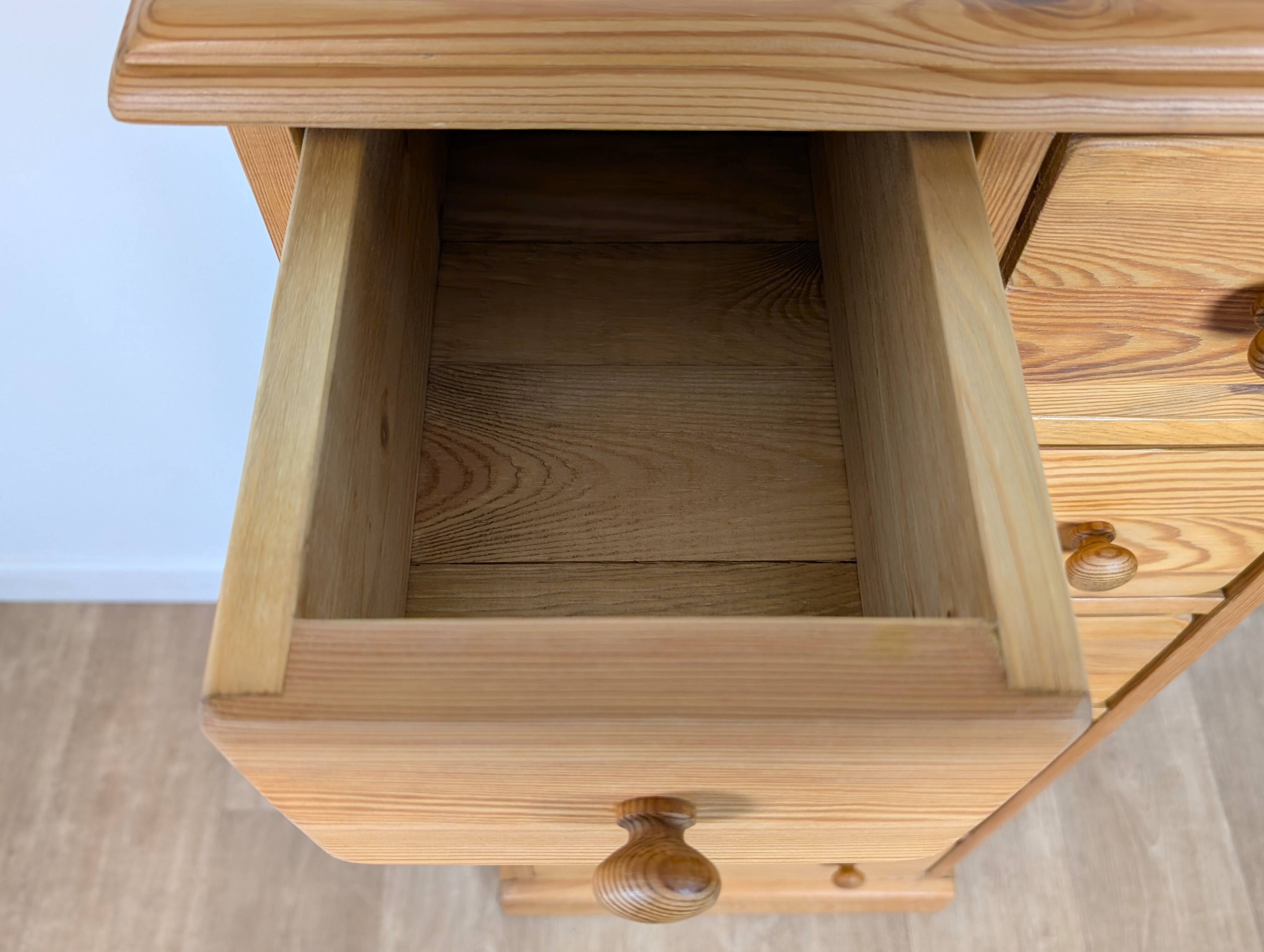 Pine chiffonier chest of drawers with 7 drawers