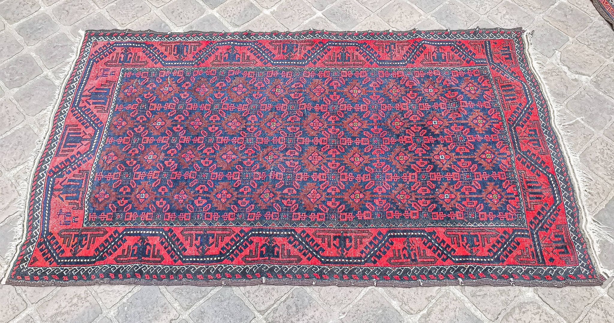 Vintage handmade Persian handmade carpet Belouch 175 x 100