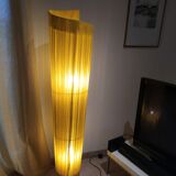 Lampadaire jaune