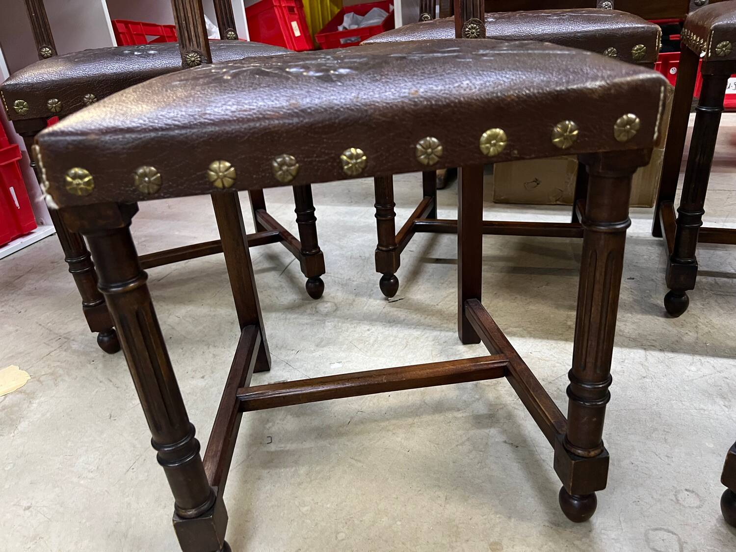 Word of 6 chairs Henri II