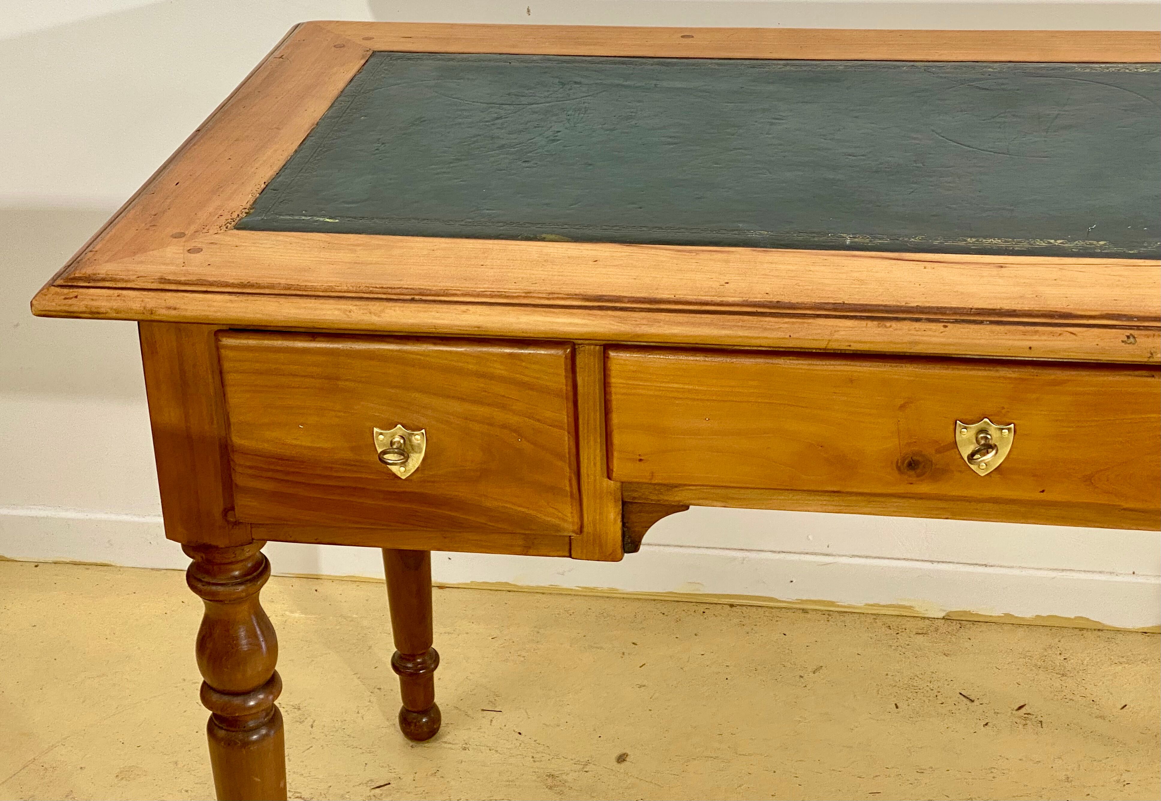 Small Office Louis Philippe