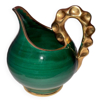 Old green and gold pitcher Vérigord