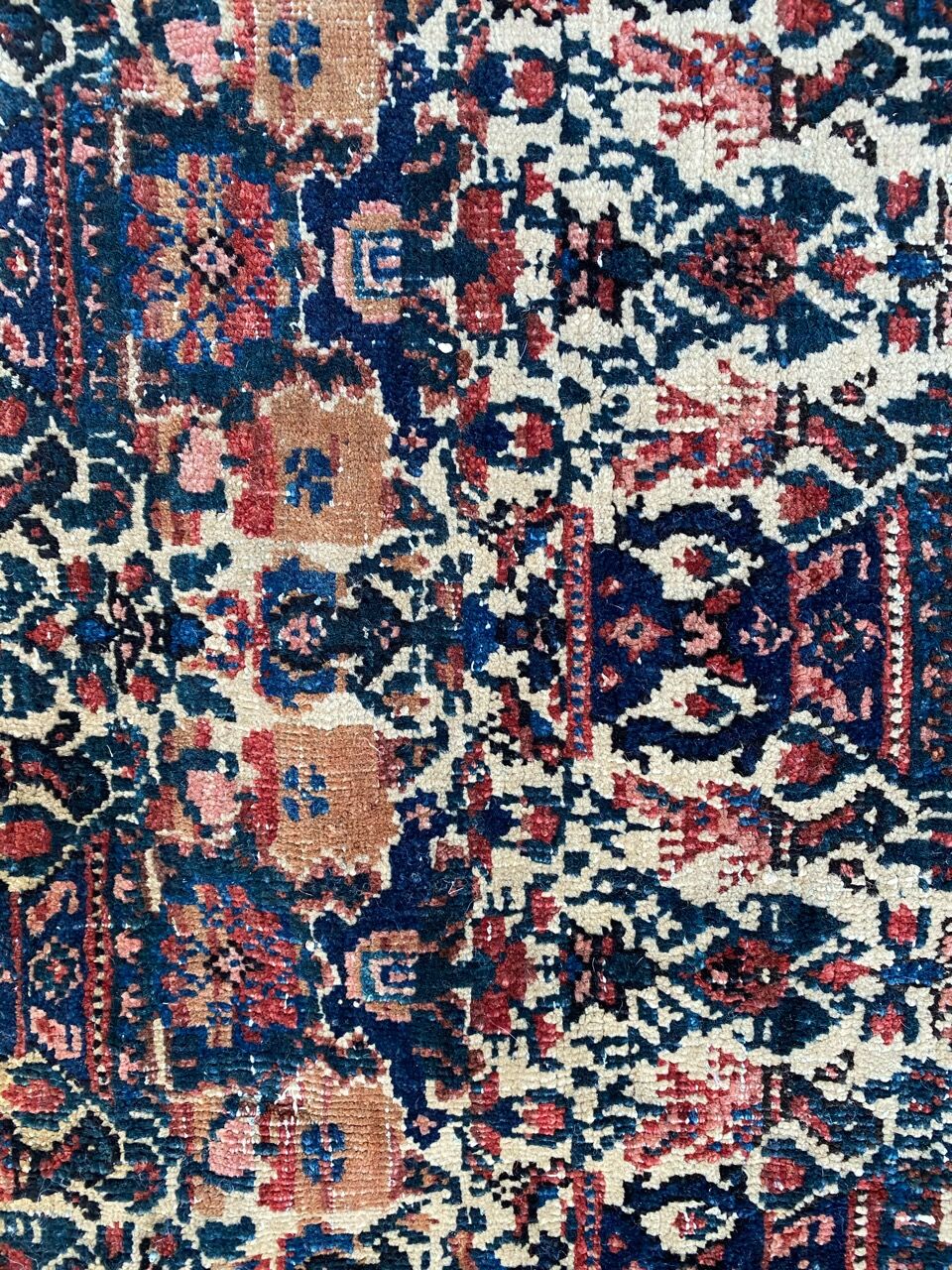 Beautiful old Persian carpet from Abadeh handmade 100x144 cm