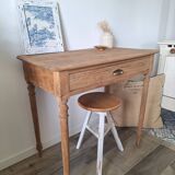 Farmhouse desk / console / side table in solid oak, country style.