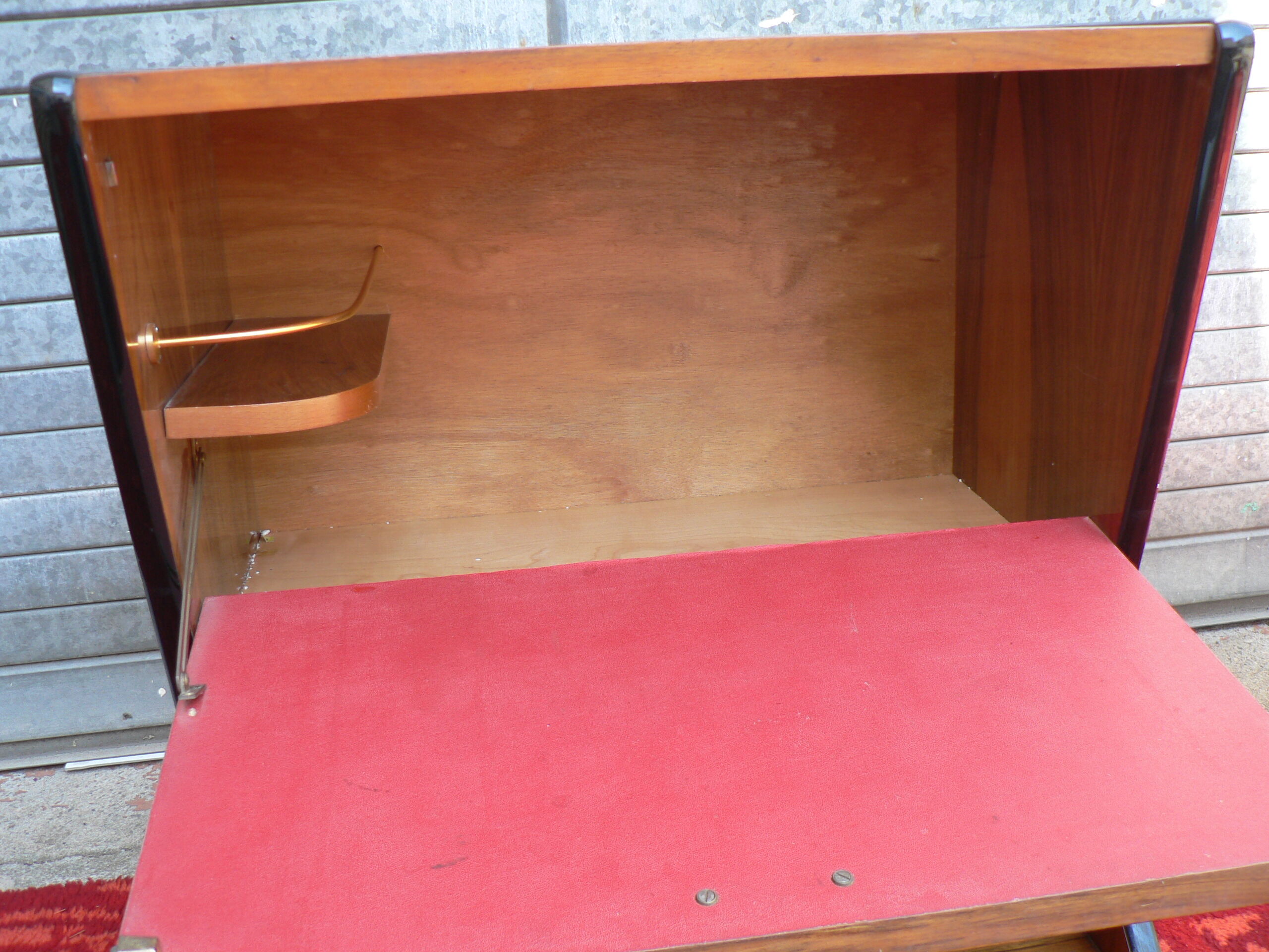 Meuble bar sur roulette vintage Selency