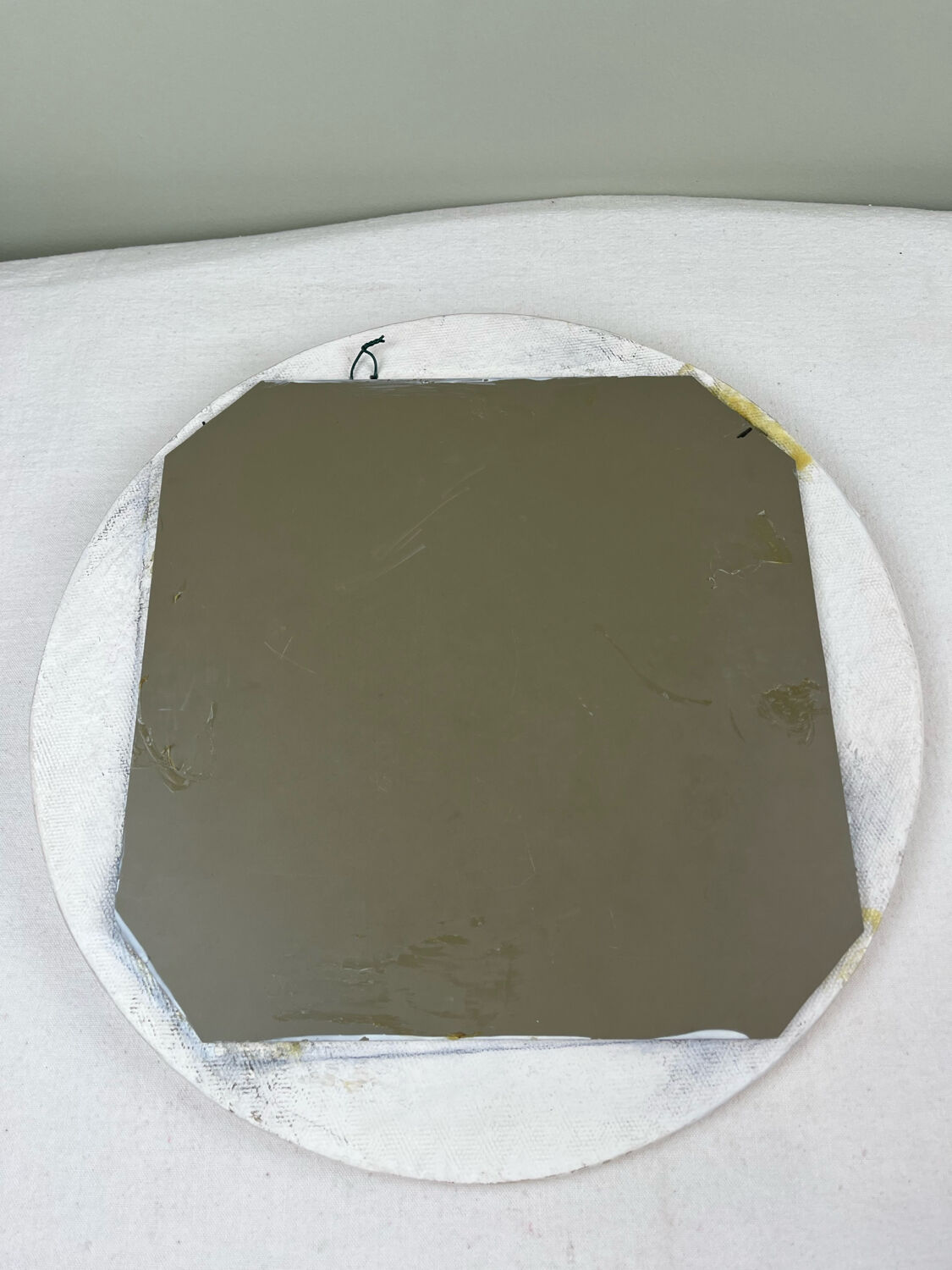 Mirror with a flower crown