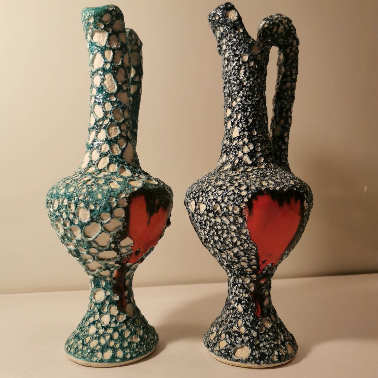 Rare paire de vases anciens barbotine de vallauris style fat lava terre de lave. tons vert turquoise