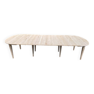 Large stripped solid alder dining table 350 cm banquet for 16 covers.