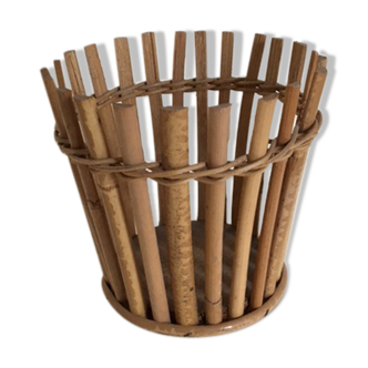 Rattan planter