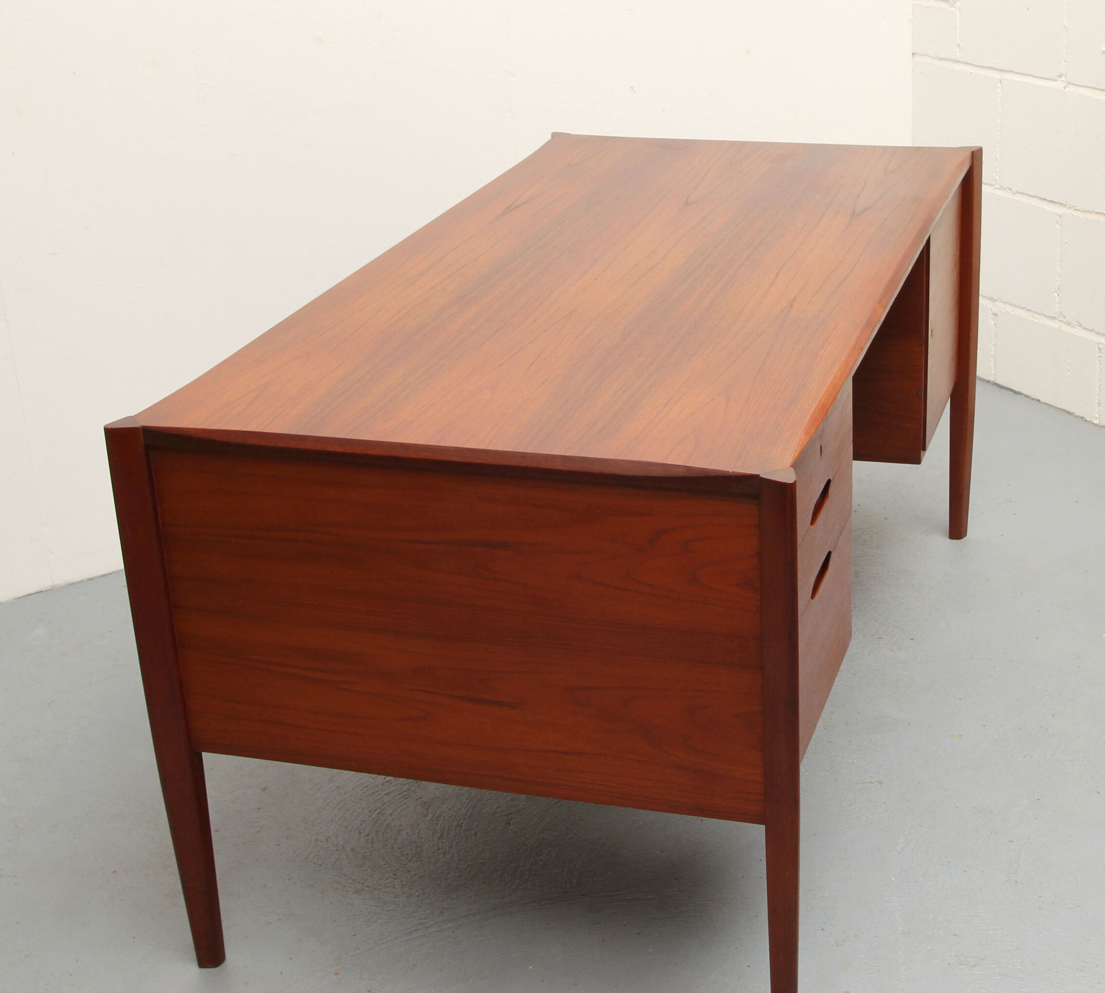Desk in teak from Wilhelm Renz 1960