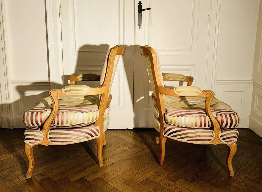 Pair of Roche Bobois cabriolet armchairs with "Queen's back"