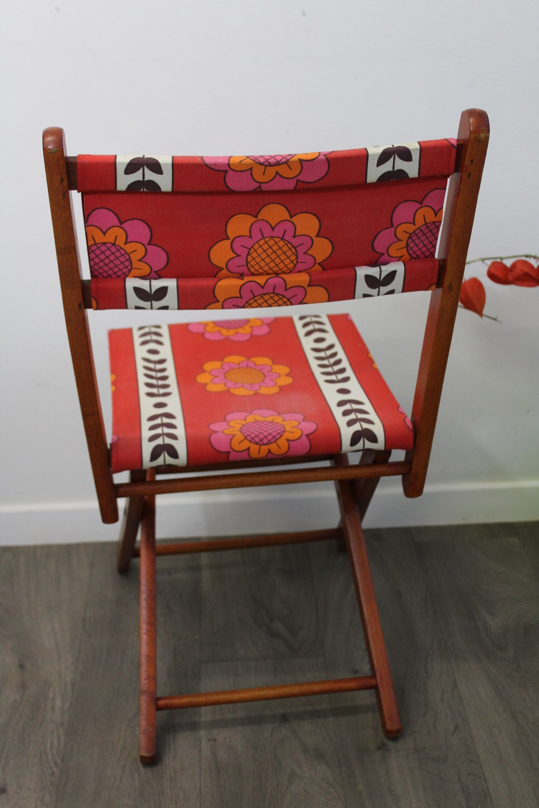 Vintage fabric folding chair