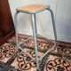 Tabouret haut vintage en bois et métal