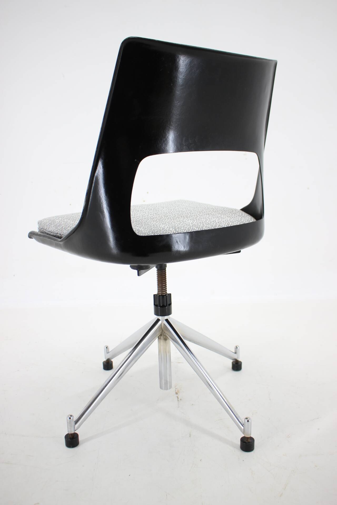 1960s Kay Korbing Swivel Chair Model KK-1A for Fibrex Denmark