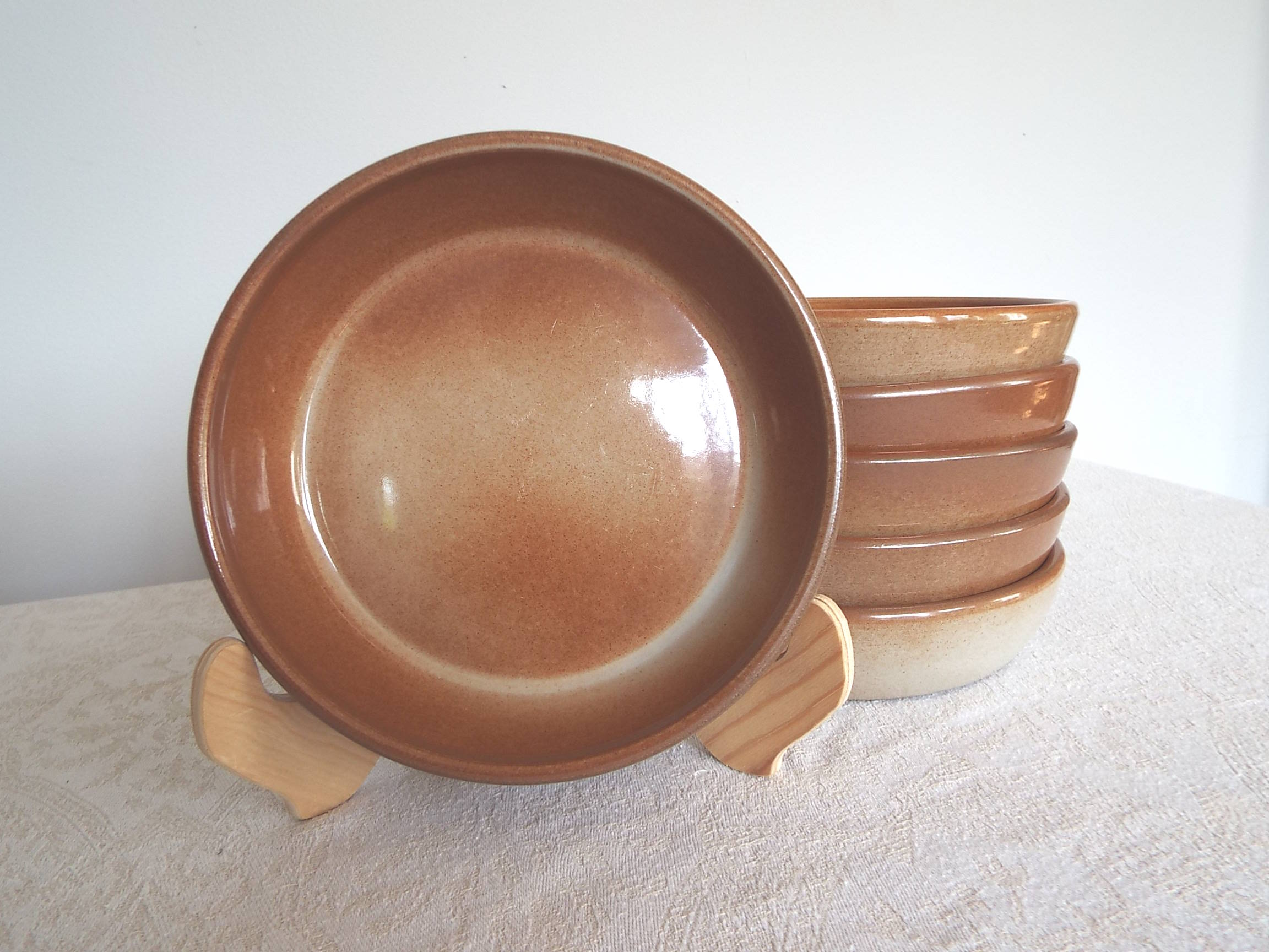 6 hollow plates sandstone Montgolfier