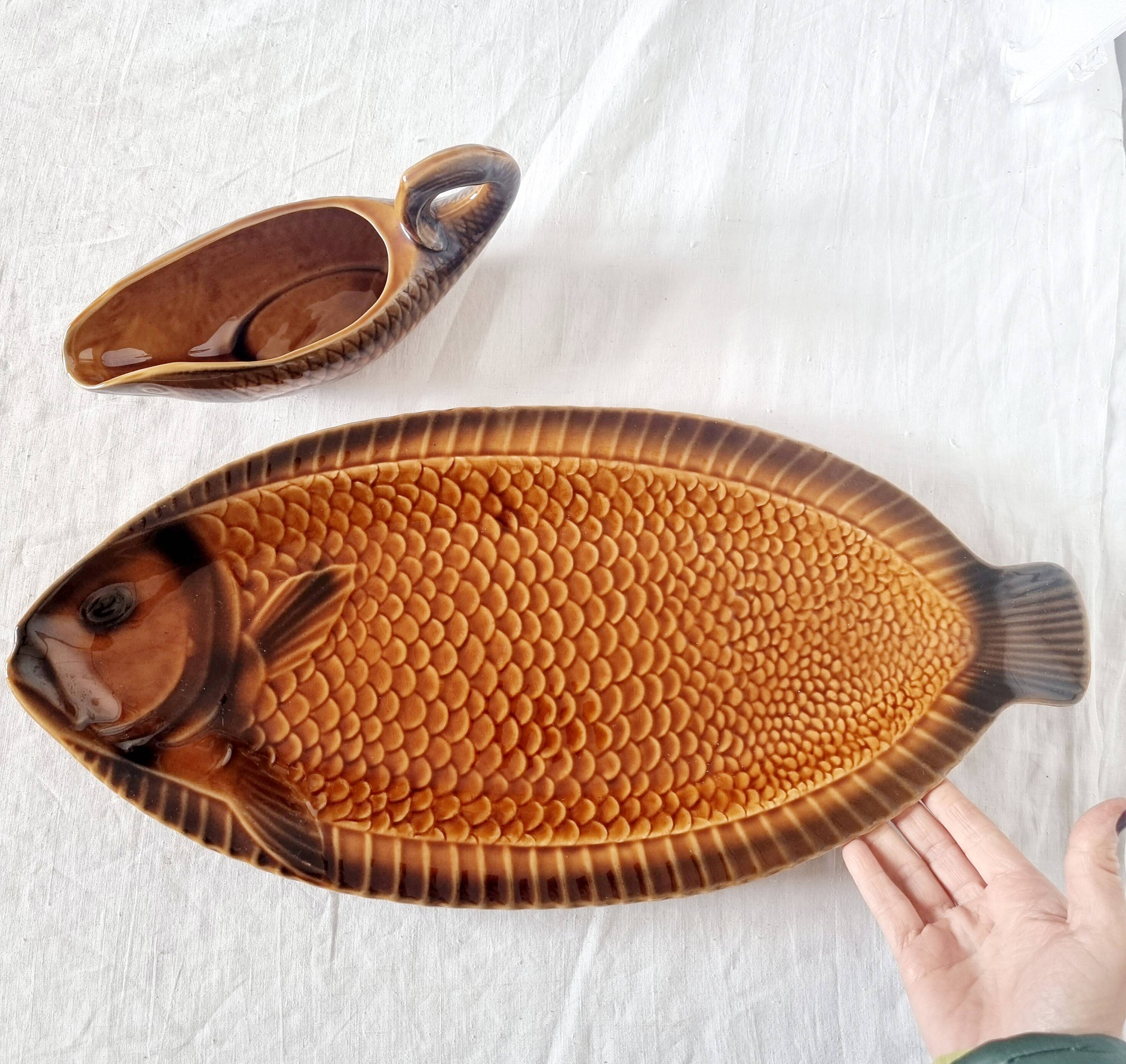 French ceramic dinnerware and plates set sarraguemines 1970s