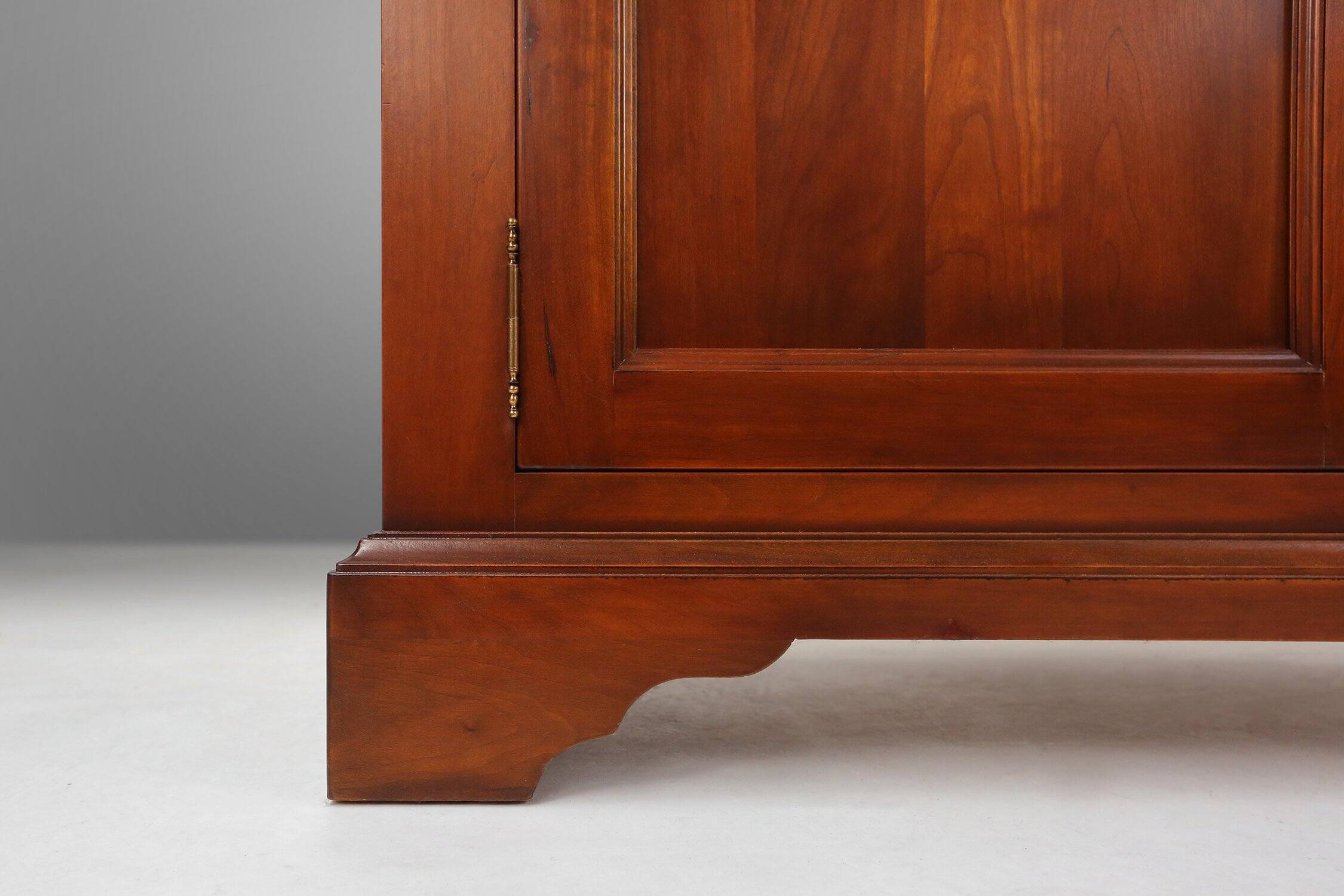 Bibliothèque en bois anglaise, années 1950