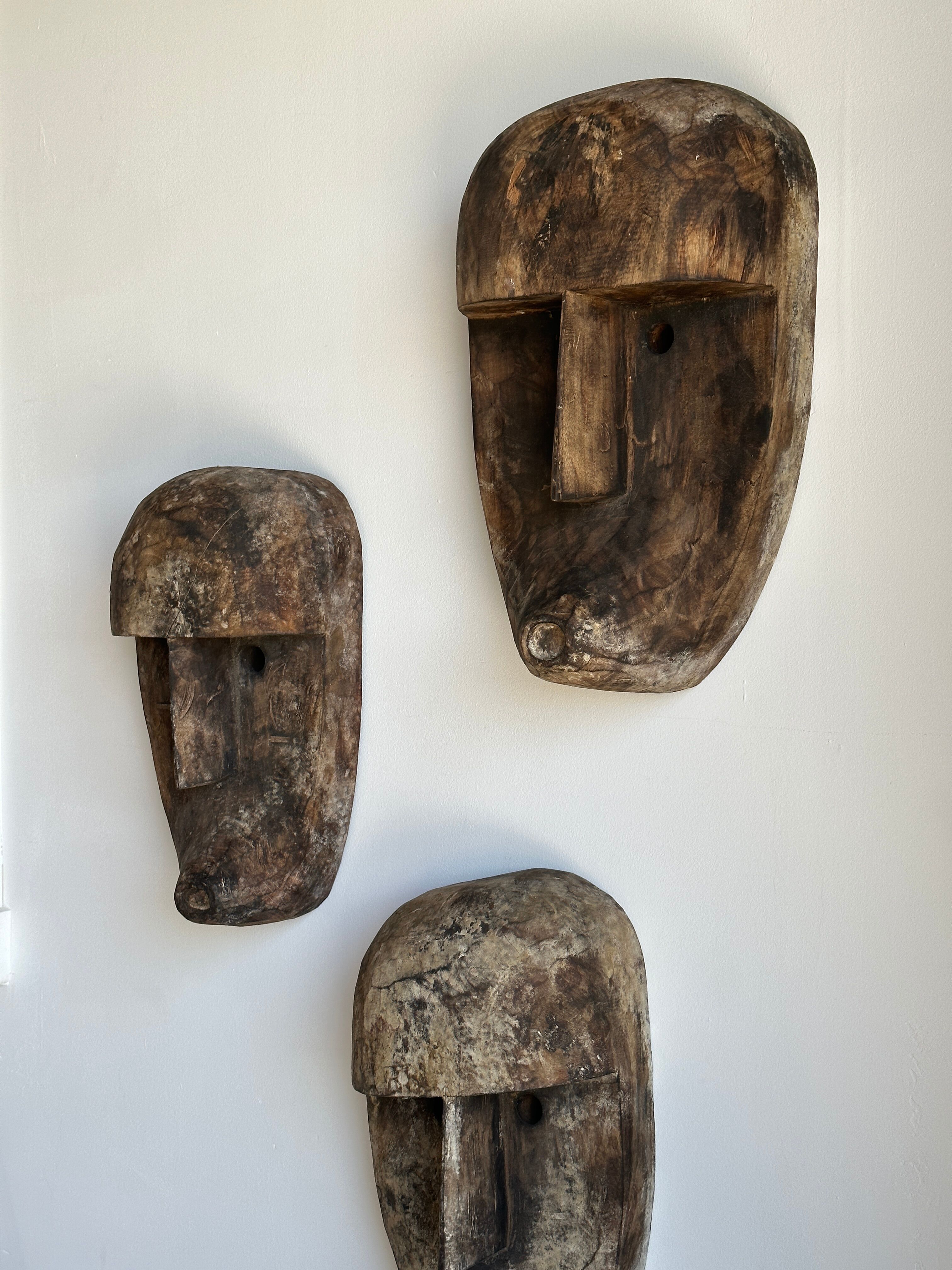 Large Timor mask in patinated wood H:50cm (2)