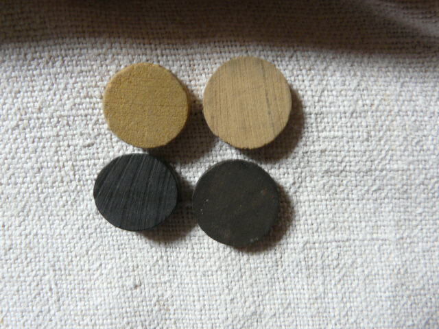 old game of checkers and game of the wooden goose
