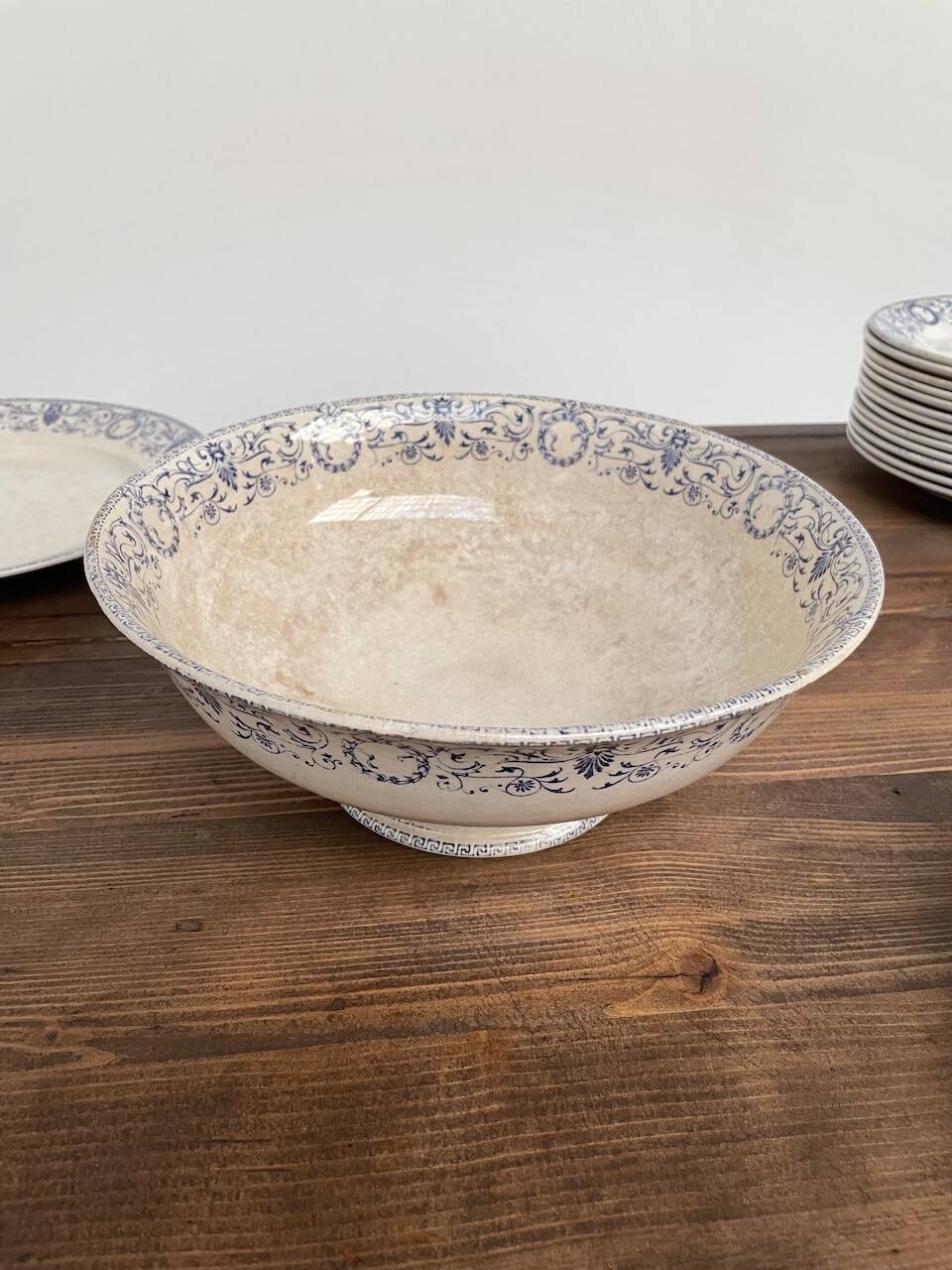 Set of 23 pieces of Marie Louise ironstone service