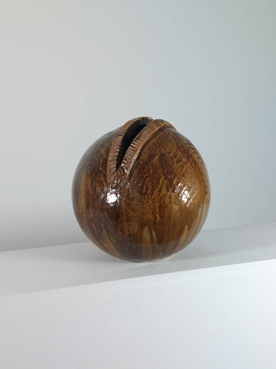 Vase en céramique brutaliste vintage unique en son genre