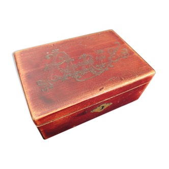 Jewelry box or sewing in Wood Souvenir of Paris